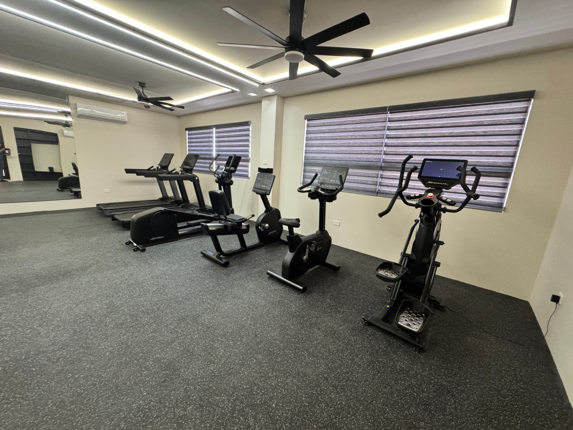 Viviente fitness center cardio machines